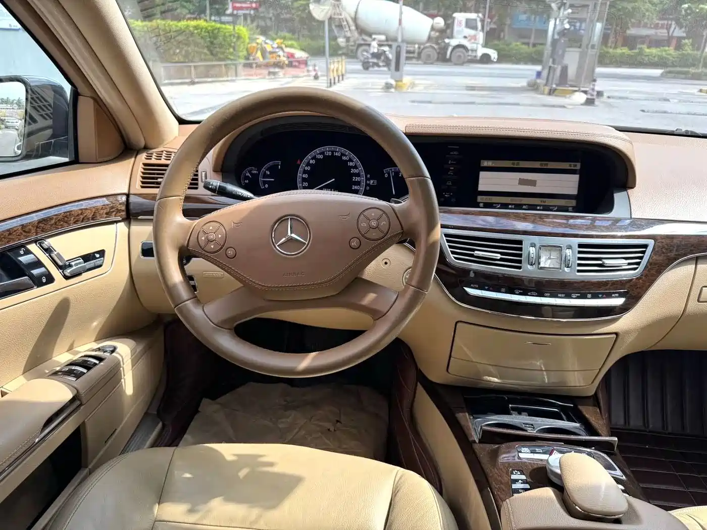 Mercedes-Benz S-Class 2012 S 300 L Business Grand Edition фото 9