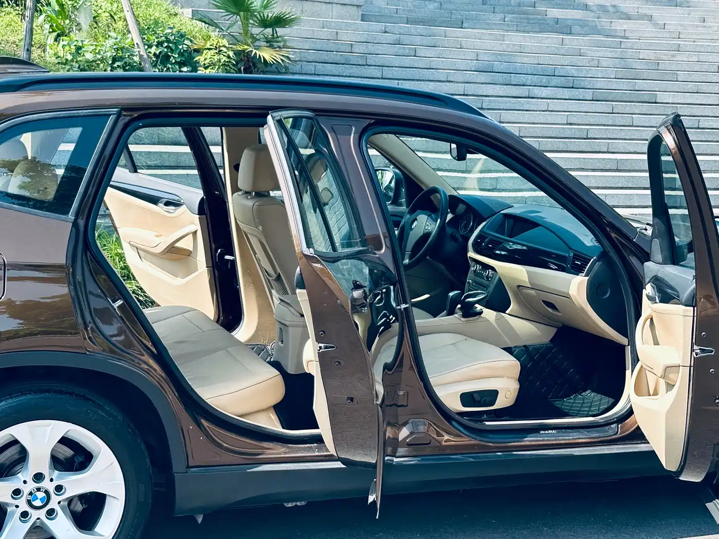BMW X1 (Import) 2012 sDrive18i Luxury фото 12