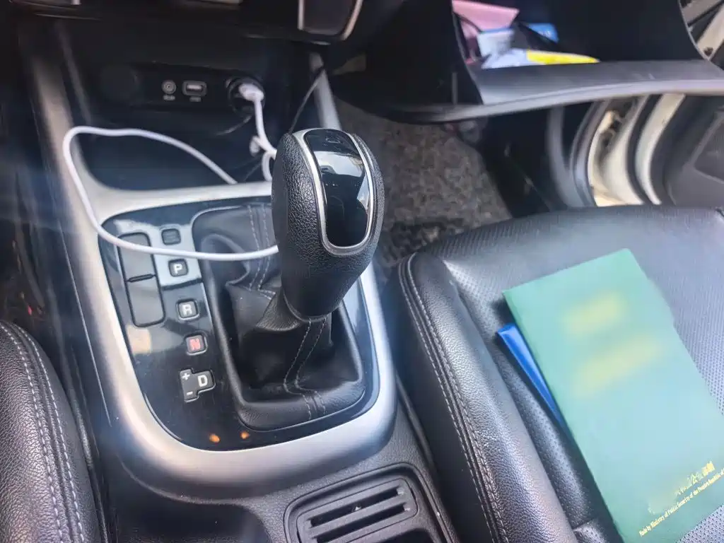 Kia KX3 2017 2017 1.6L Automatic Proud Elegance Edition