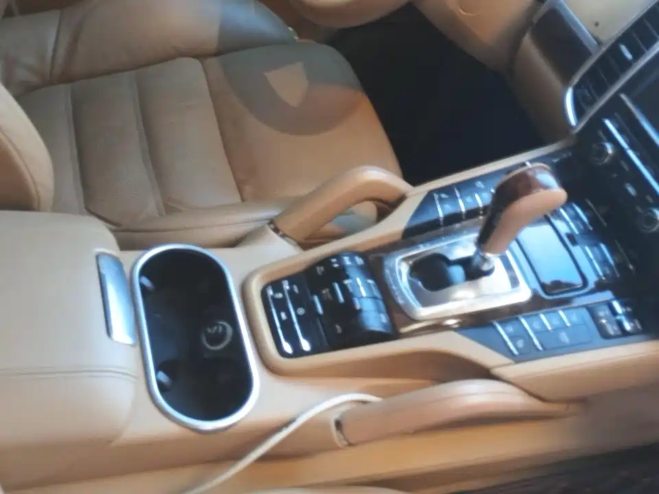 Porsche Cayenne 2015 Cayenne Turbo 4.8T фото 14
