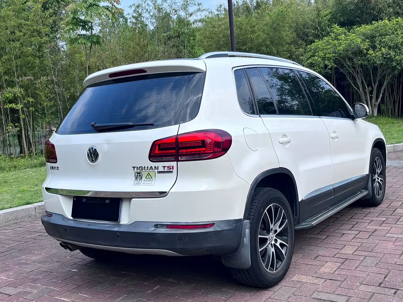 Volkswagen Tiguan 2013 1.8TSI Auto 4WD Luxury фото 9