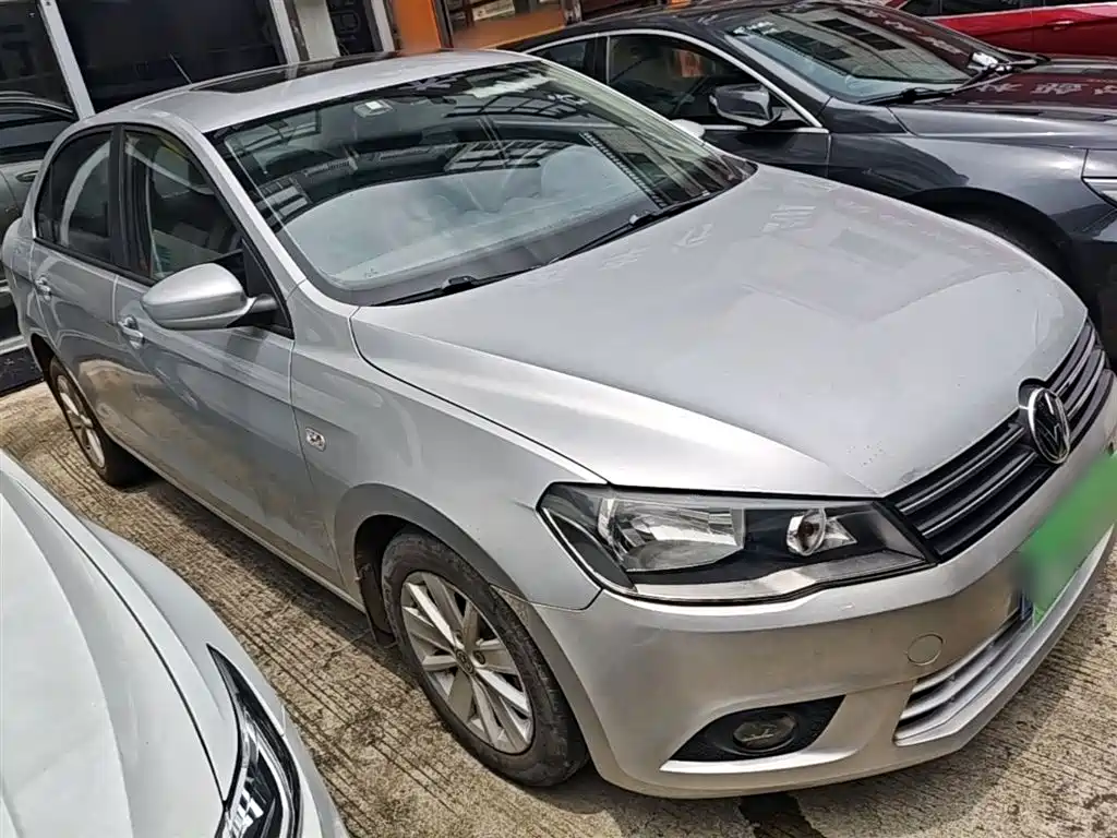 Volkswagen Jetta 2015 1.6L Manual Comfort фото 4
