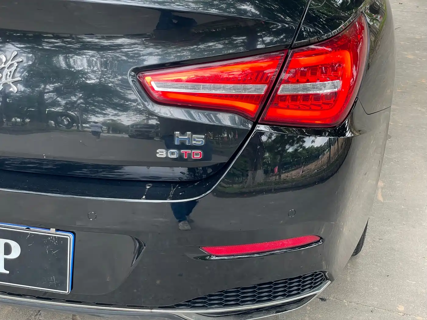 Hongqi H5 2018 Model 30TD Smart Connect Royal 60th Anniversary Edition фото 24