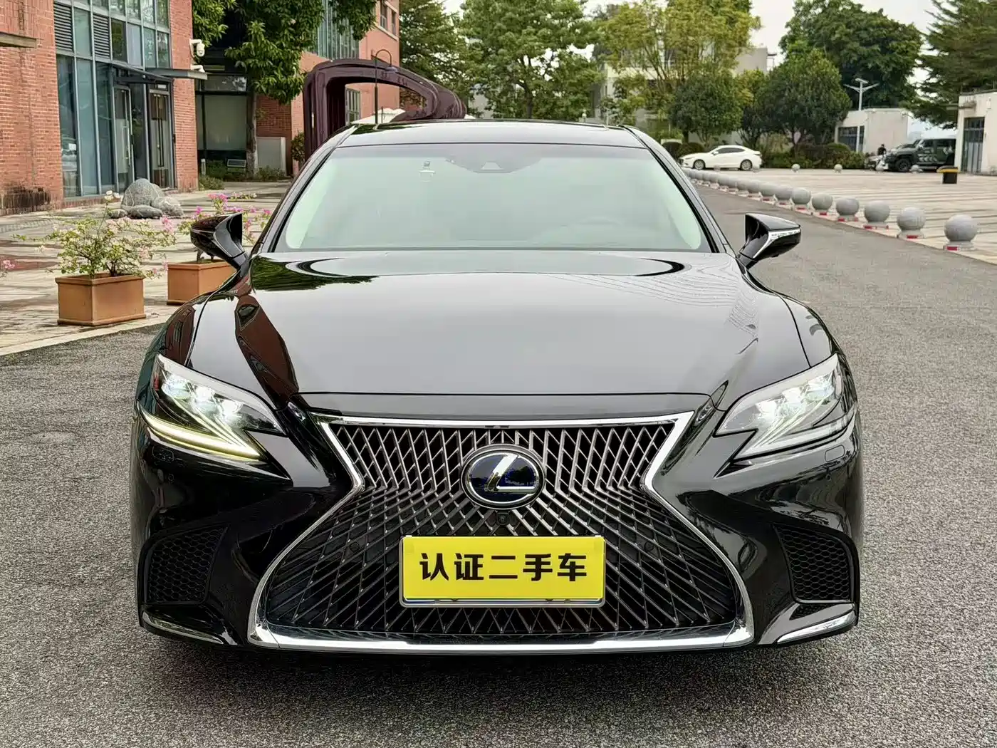 Lexus LS 2020 500h Excellence (China VI) фото 8