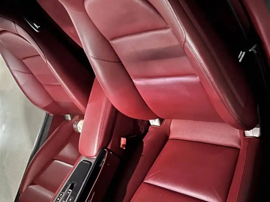 Porsche 718 2022 Boxster T 2.0T фото 12