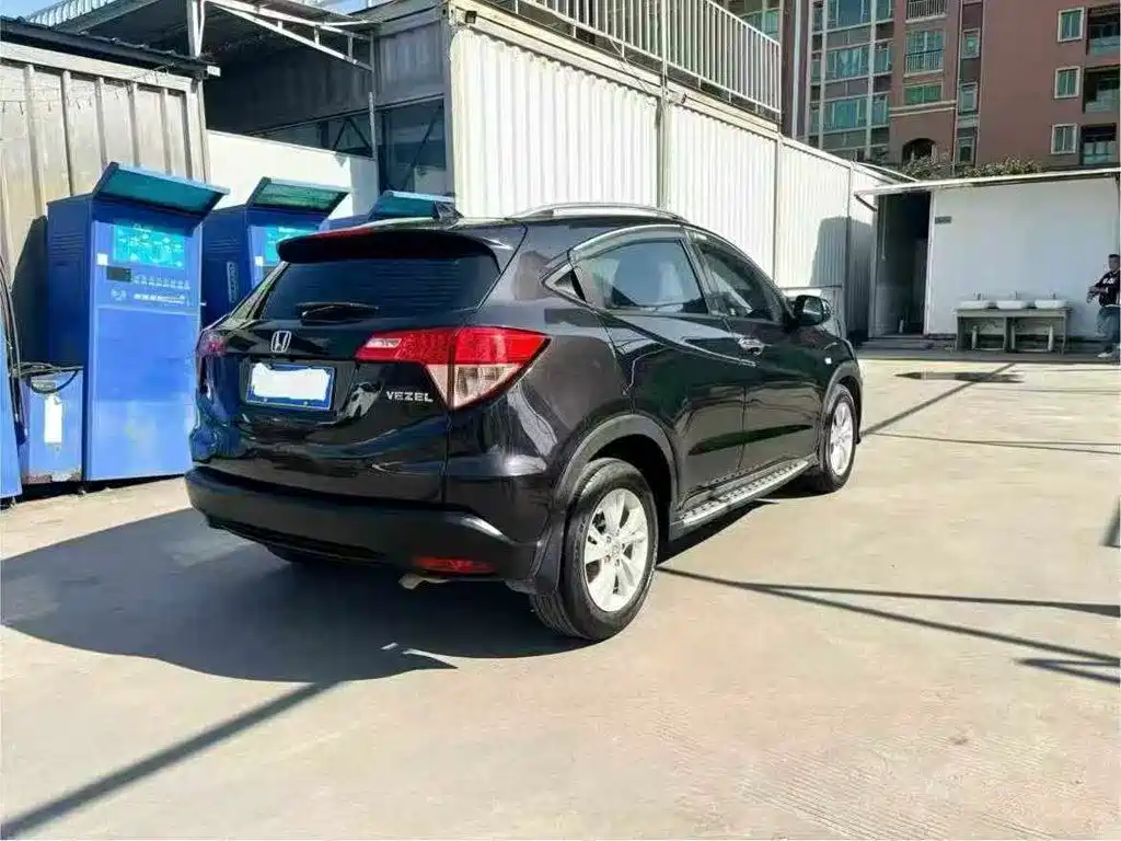 Honda Vezel 2015 2015 1.5L CVT 2WD Comfort