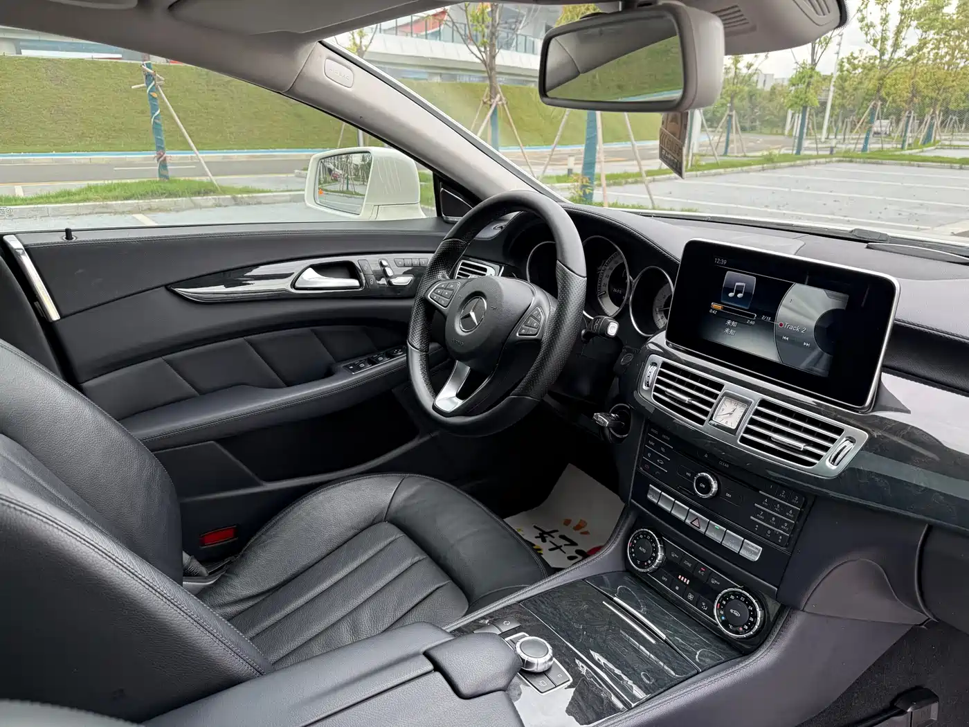 MERCEDES-BENZ CLS