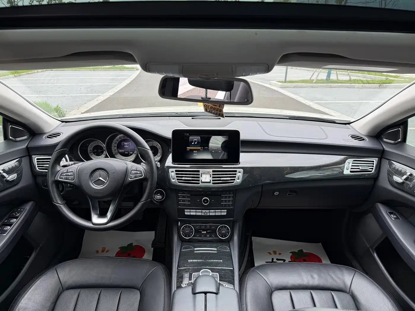 MERCEDES-BENZ CLS