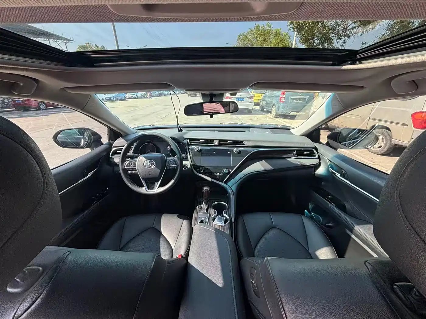 Toyota Camry 2019 Facelift 2.0G Luxury Edition фото 5