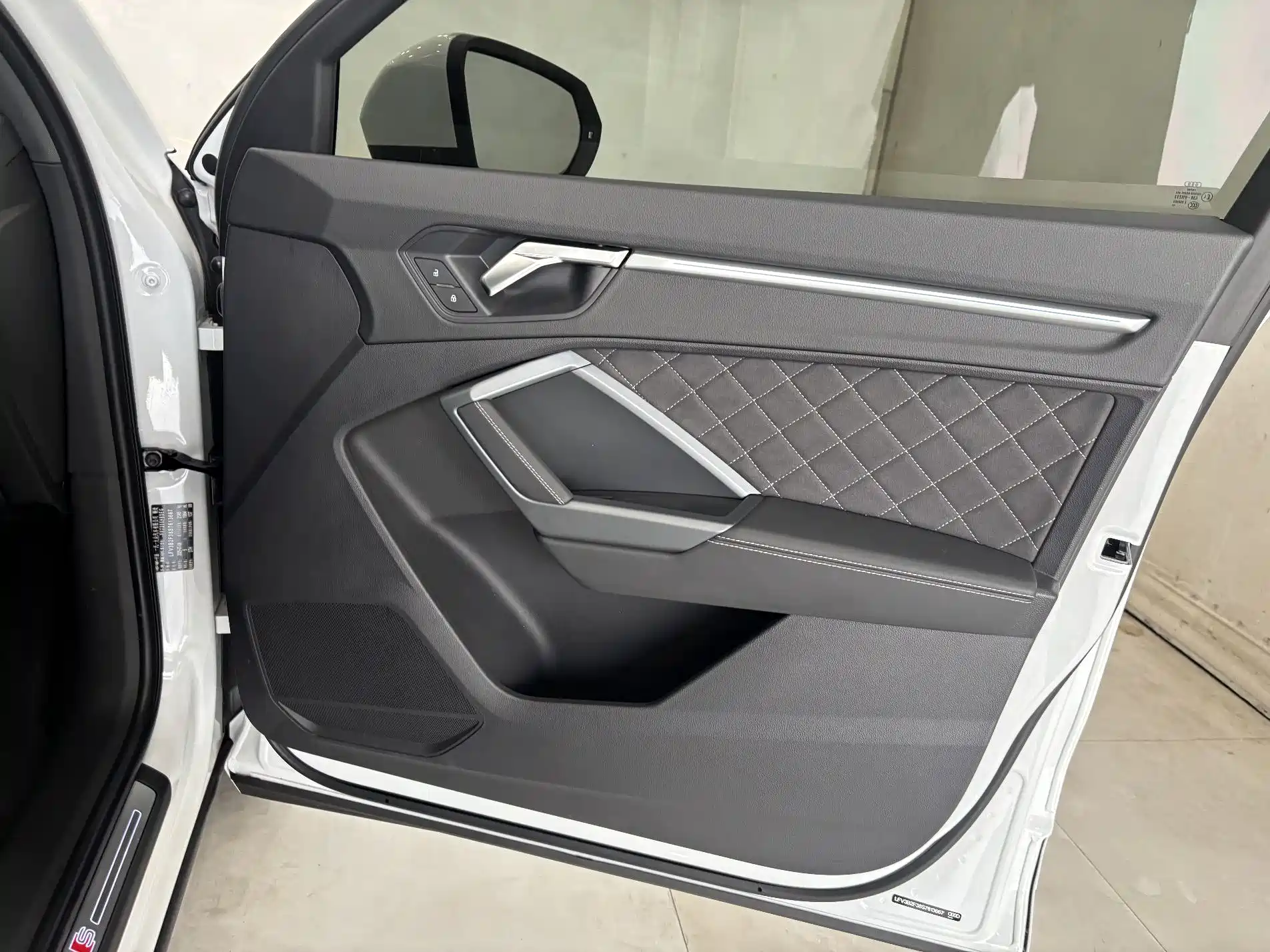 Фото 24 - Audi Q3
