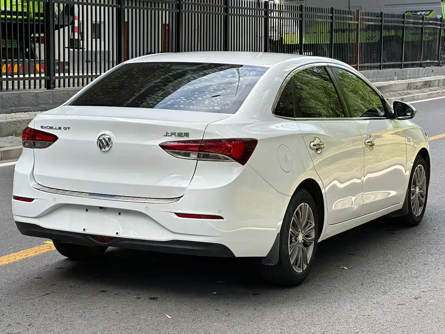 Фото 4 - Buick Excelle