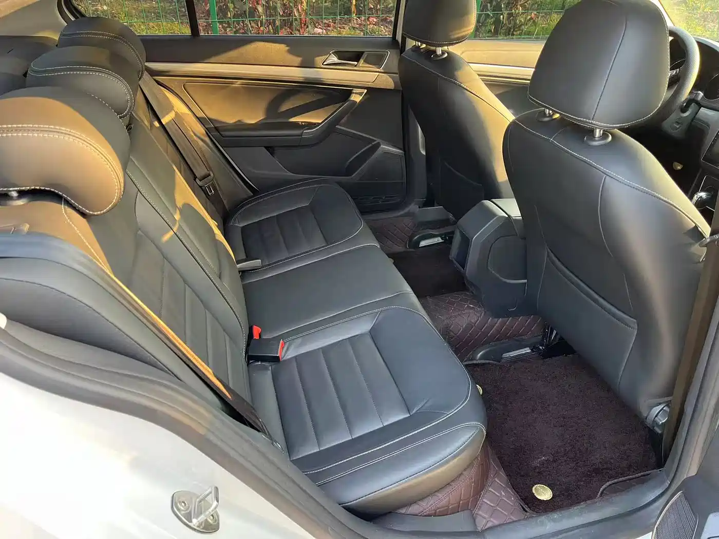 Volkswagen Lavida 2017 1.6L Automatic Comfort Edition фото 18