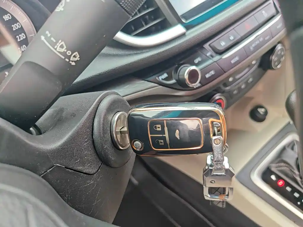 Фото 9 - Buick Excelle