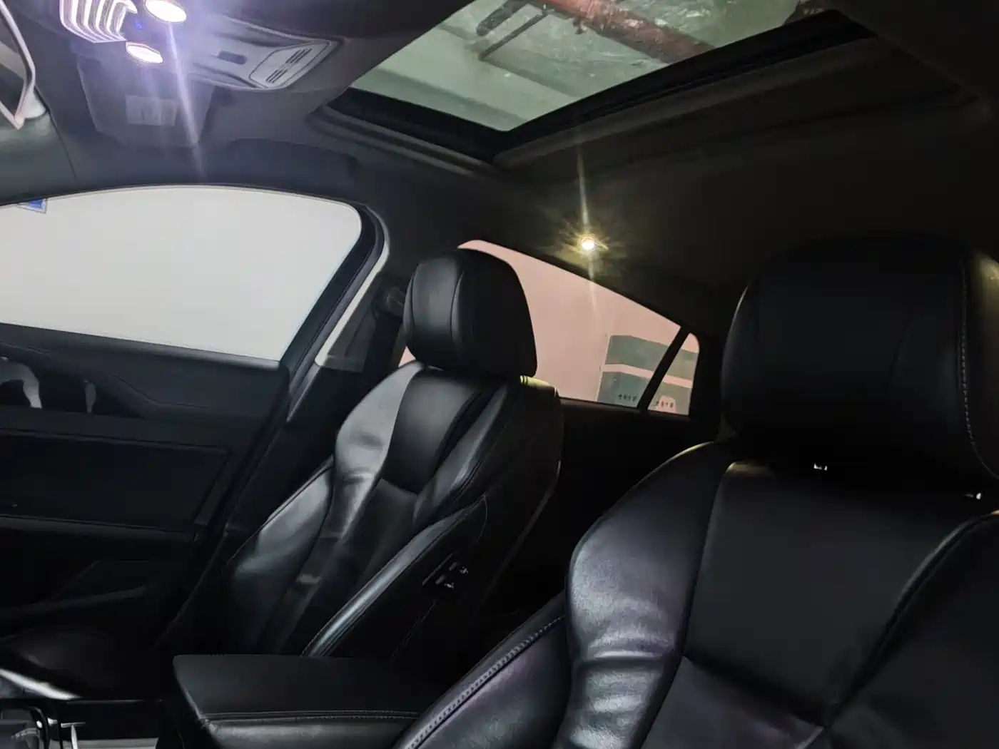 Hongqi H5 2018 30TD Smart Connect Rhythmic Edition фото 15