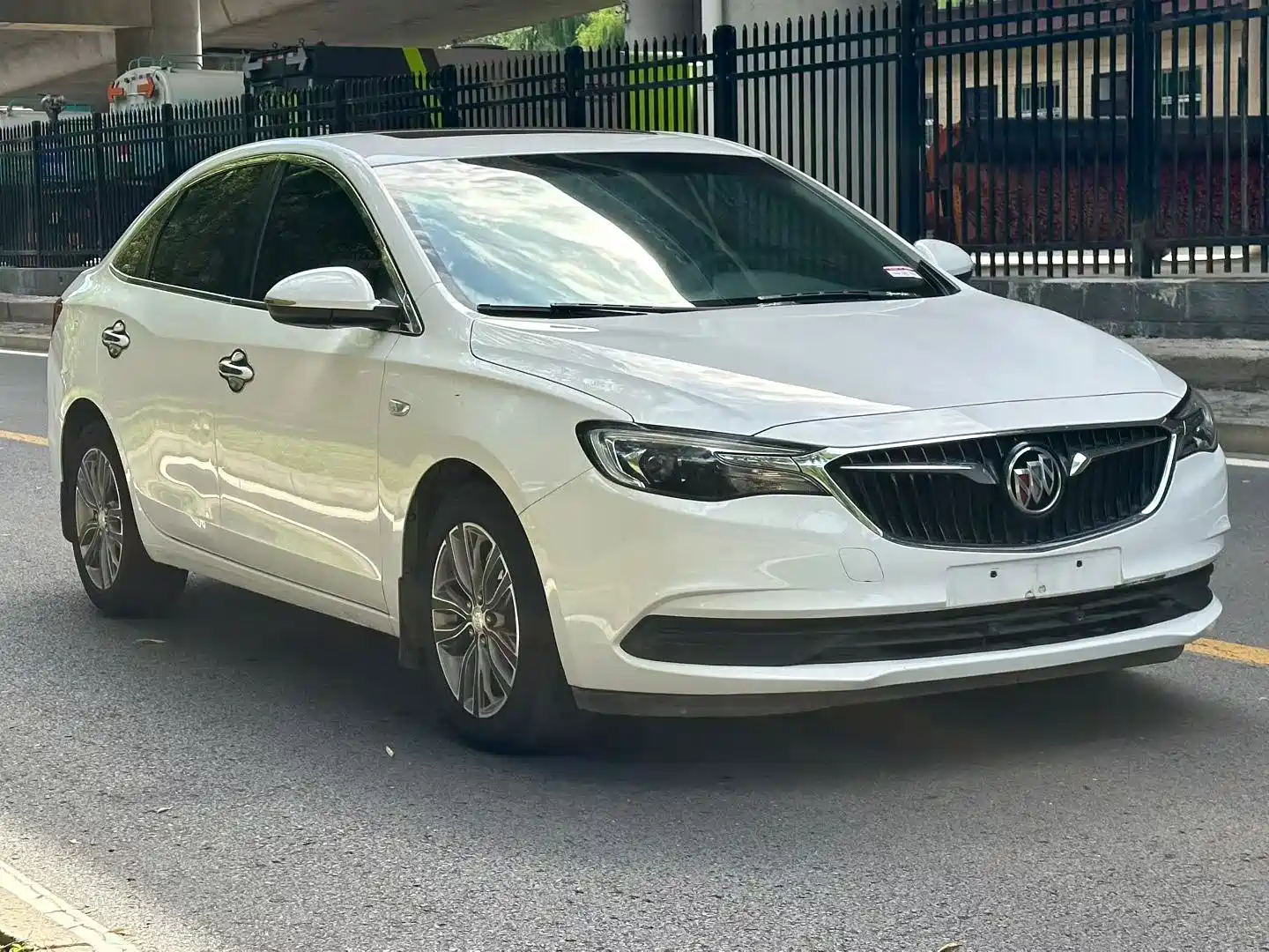 Фото 3 - Buick Excelle