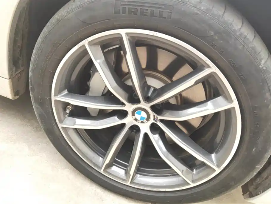 BMW 5 SERIES NEW ENERGY