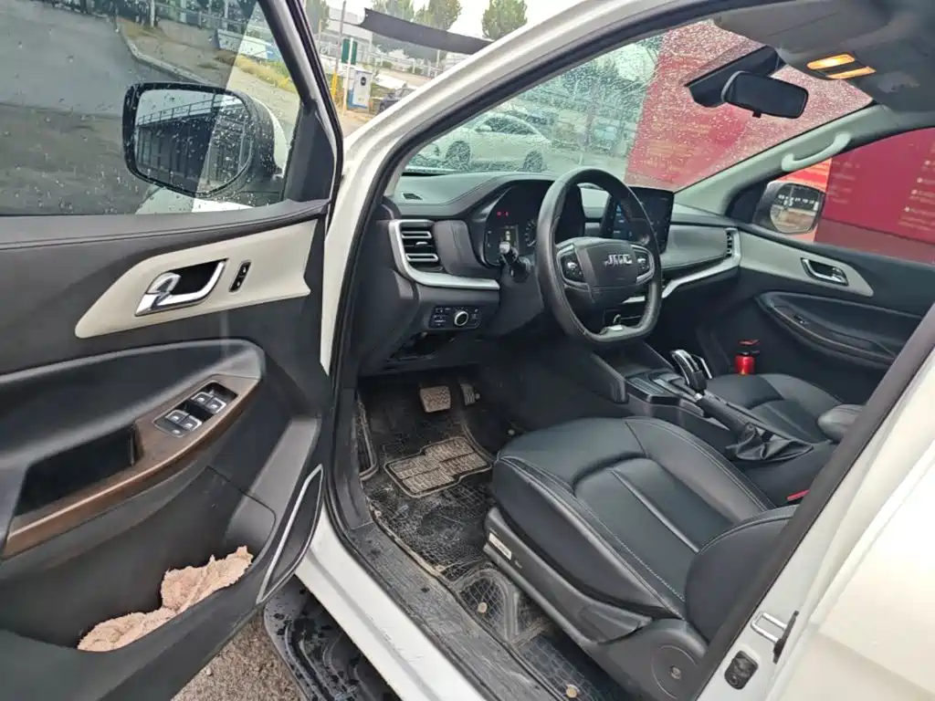 Jiangling Yuhu 7 2023 2022 2.0T Automatic Diesel 4WD Comfort Standard Wheelbase