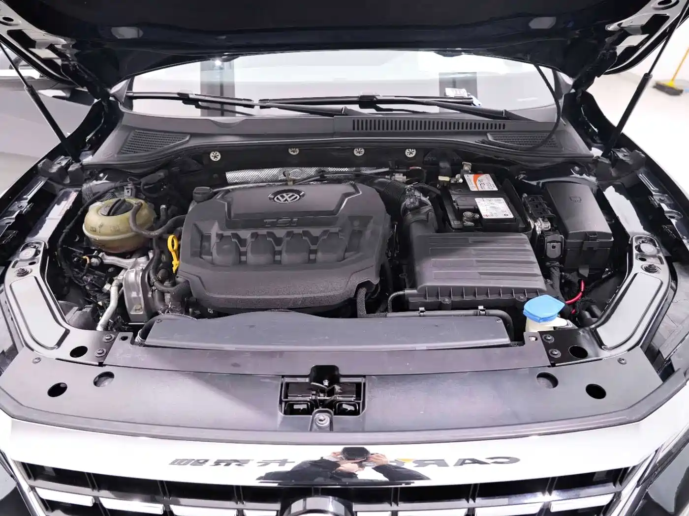 Volkswagen Passat 2019 330TSI Luxury Edition China VI фото 22