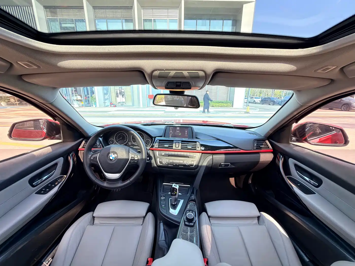 BMW 3 Series 2013 316i Sport Design Package фото 6