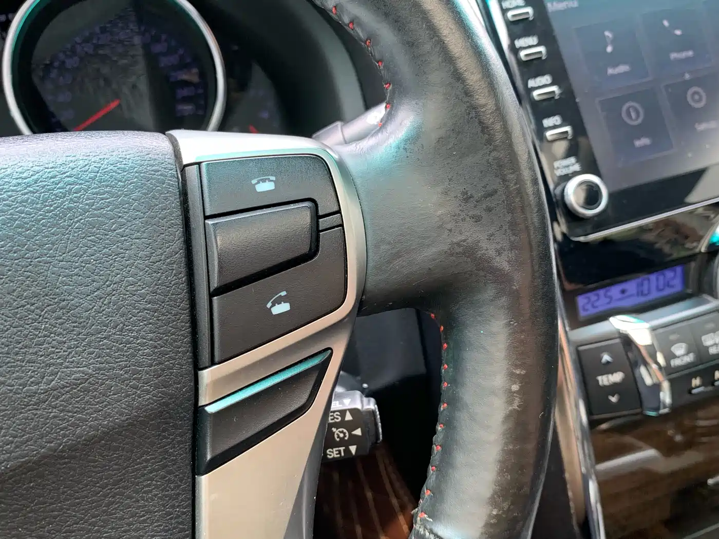Toyota Reiz 2013 2.5V Premium Edition фото 23