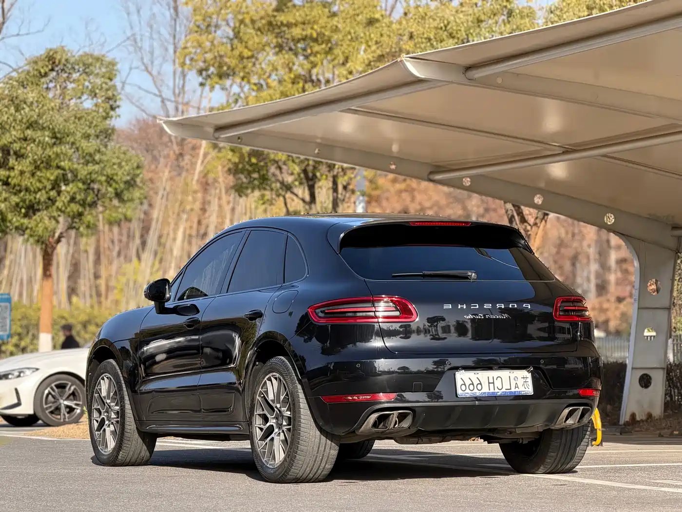 Porsche Macan 2017 Macan Turbo 3.6T фото 6