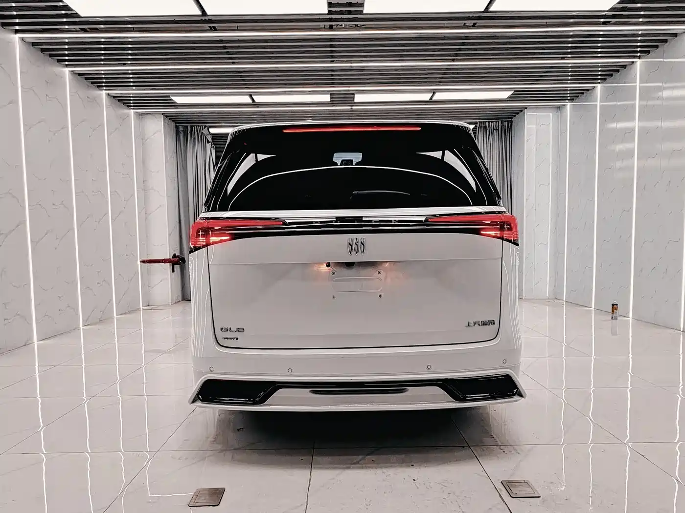 Buick GL8 New Energy 2025 Landprestige First Edition 7-Seater фото 4