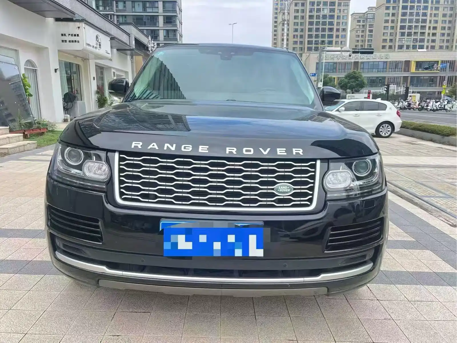 Фото 1 - Land Rover Range Rover