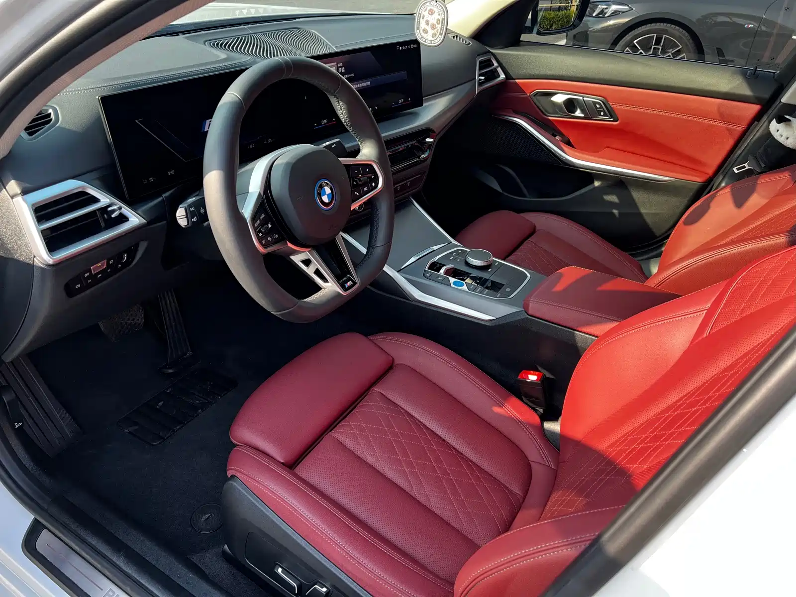 Фото 5 - BMW i3