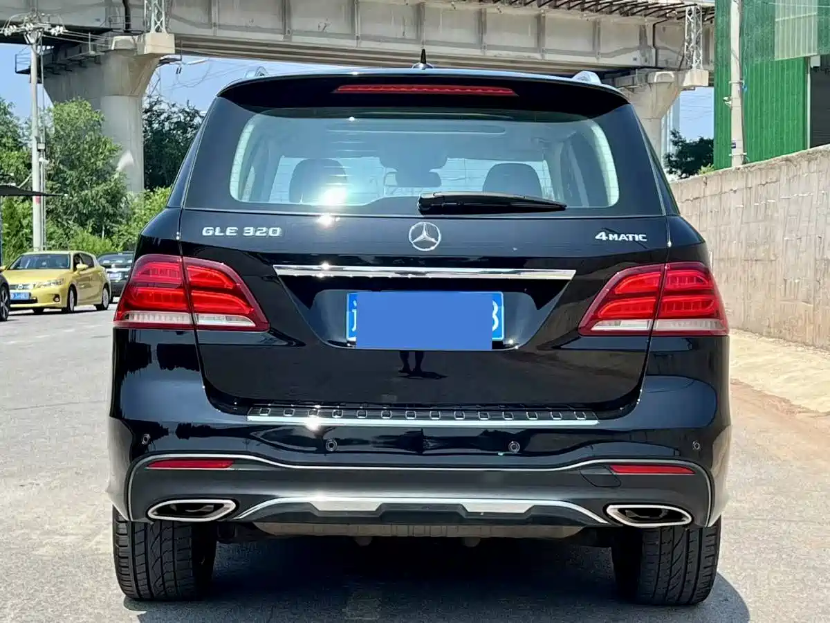 Mercedes-Benz GLE 2016 GLE 320 4MATIC Dynamic фото 2