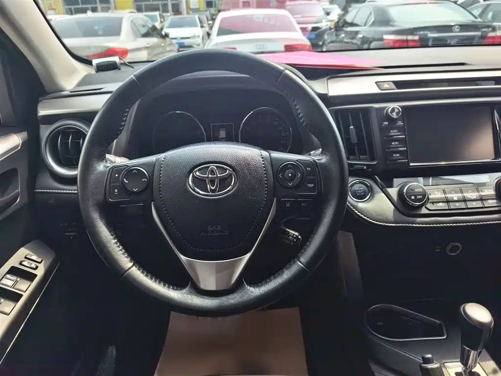 Toyota RAV4 Rongfang 2018 2.5L Automatic 4WD Elite i Edition фото 18