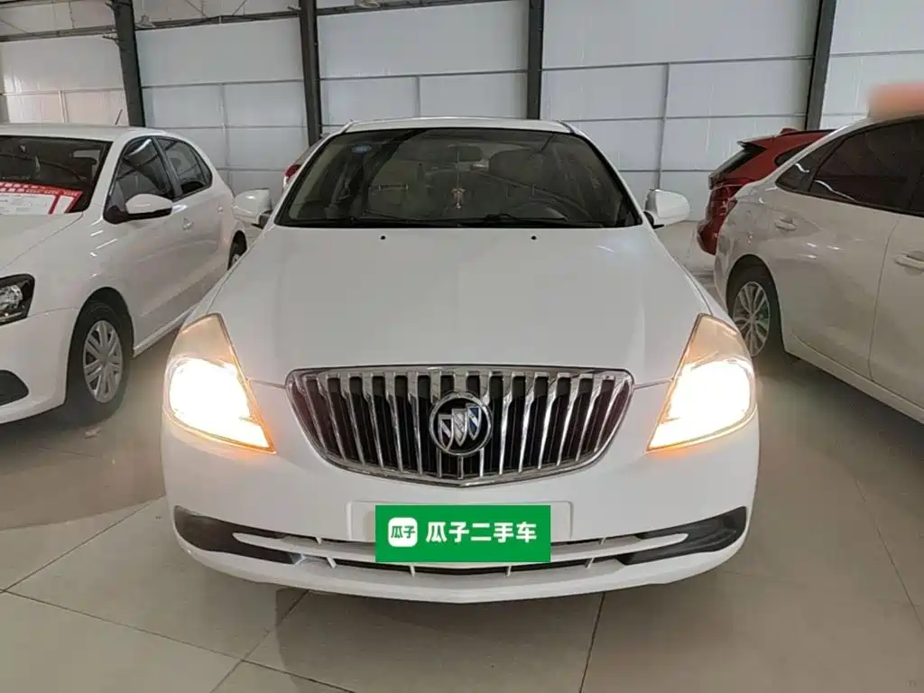 صورة 3 - Buick Excelle