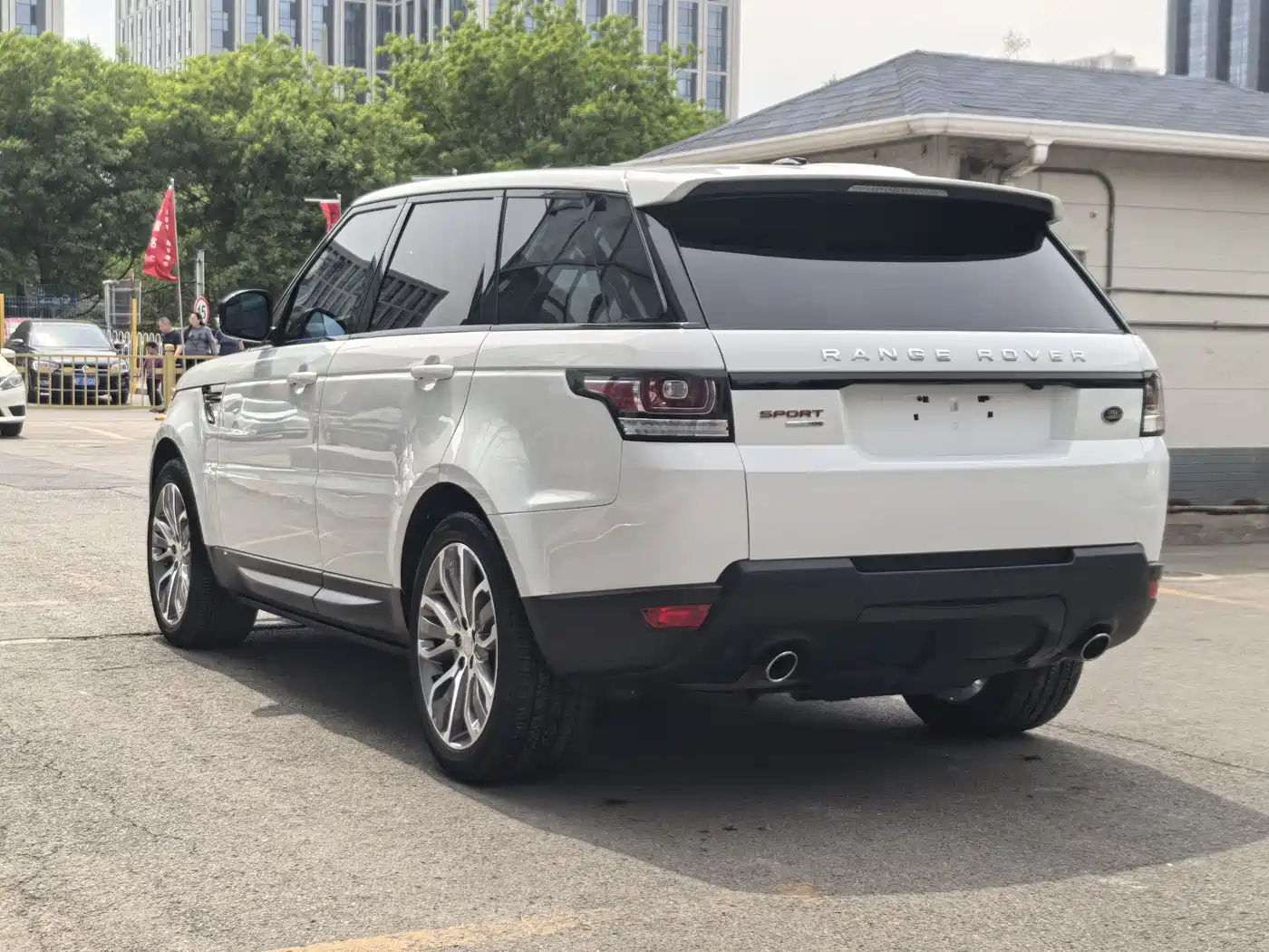 Land Rover Range Rover Sport 2014 3.0 SC V6 HSE DYNAMIC фото 4