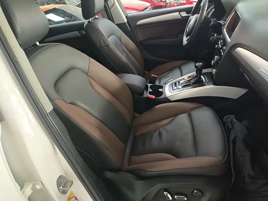 Photo 25 - Audi Q5