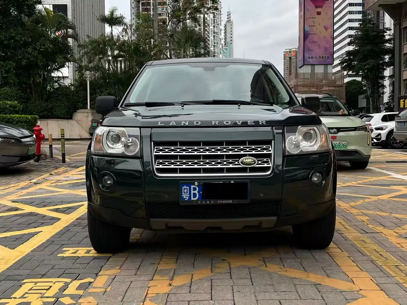 Фото 2 - Land Rover Freelander 2