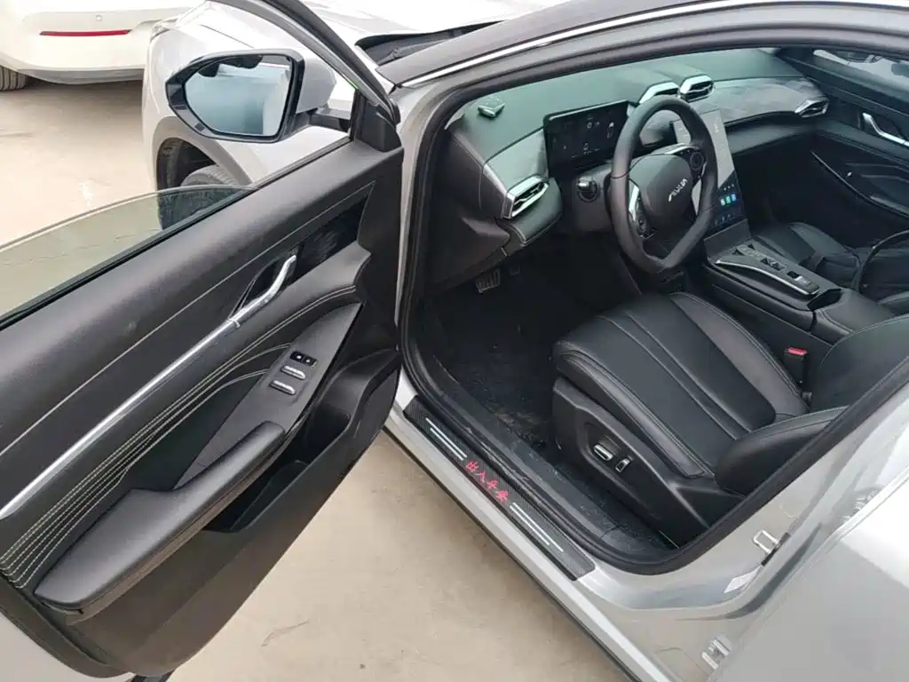 Dongfeng Aeolus Haohan 2024 2024 Glory Edition 1.5T Luxury
