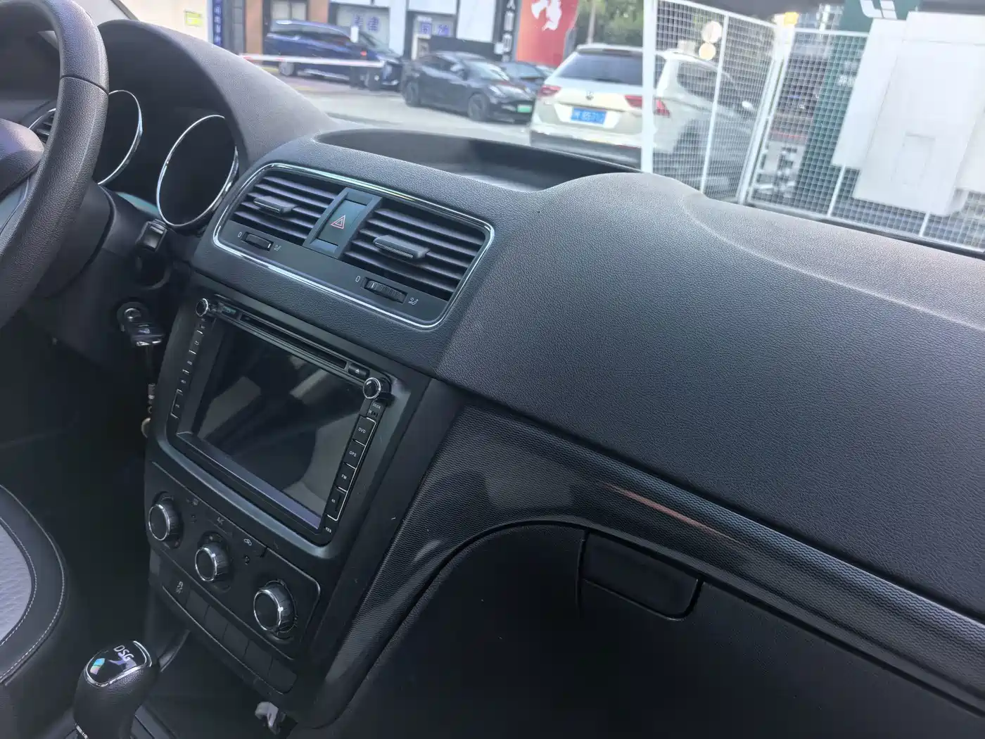 Škoda Yeti 2016 2016 1.4TSI DSG Pioneer Edition
