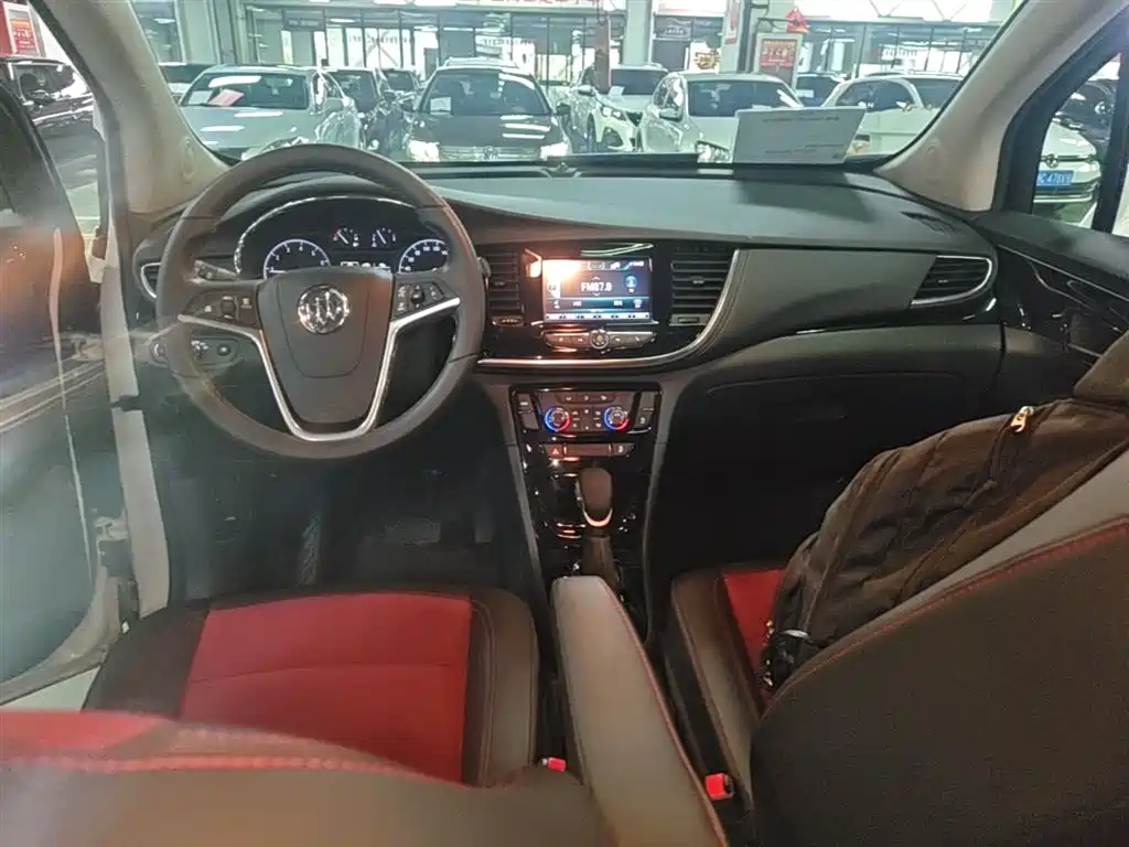 Buick Encore 2018 18T Automatic 2WD Urban Elite фото 10
