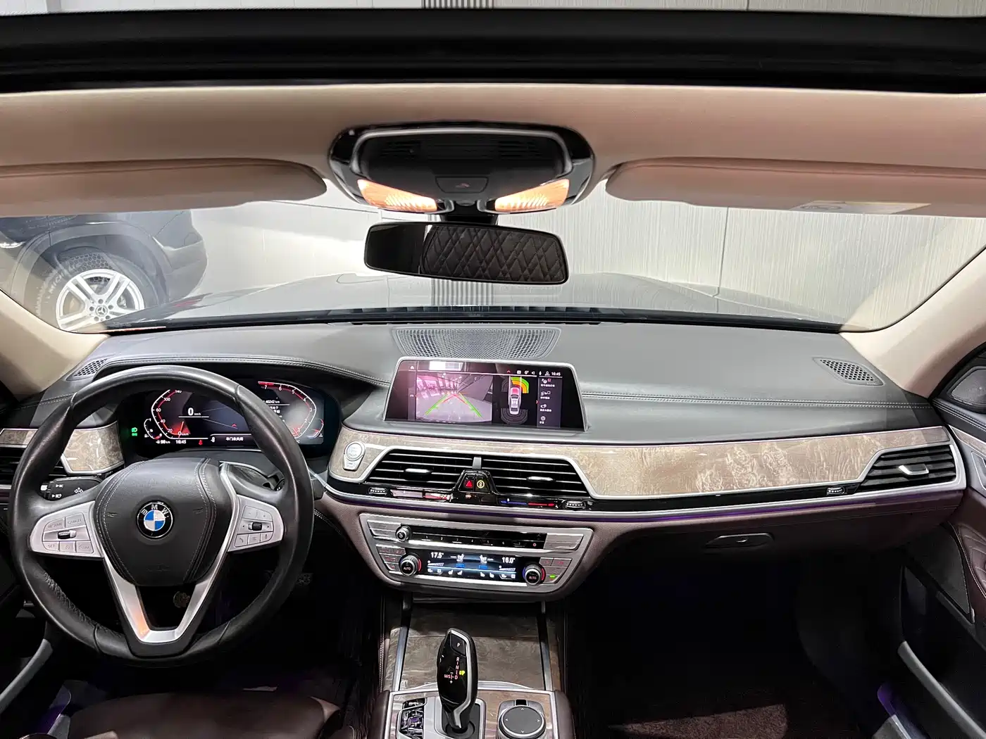 BMW 7 Series 2019 Facelift 740Li Leading Luxury Package фото 9