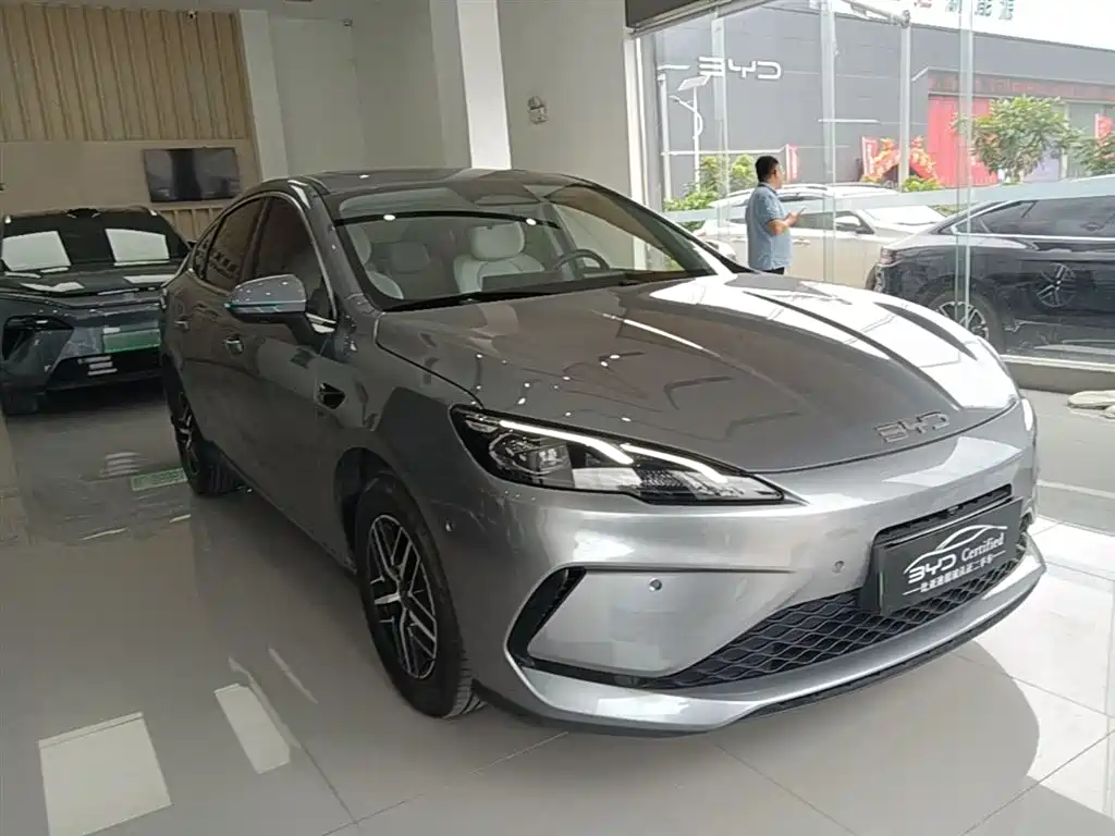 BYD Hai Bao 05 DM-i 2025 DM-i Smart Driving Edition 120KM Flagship фото 4