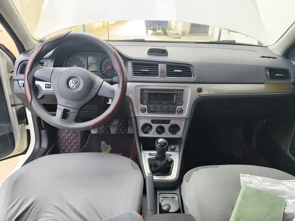 صورة 6 - Volkswagen Lavida Tour