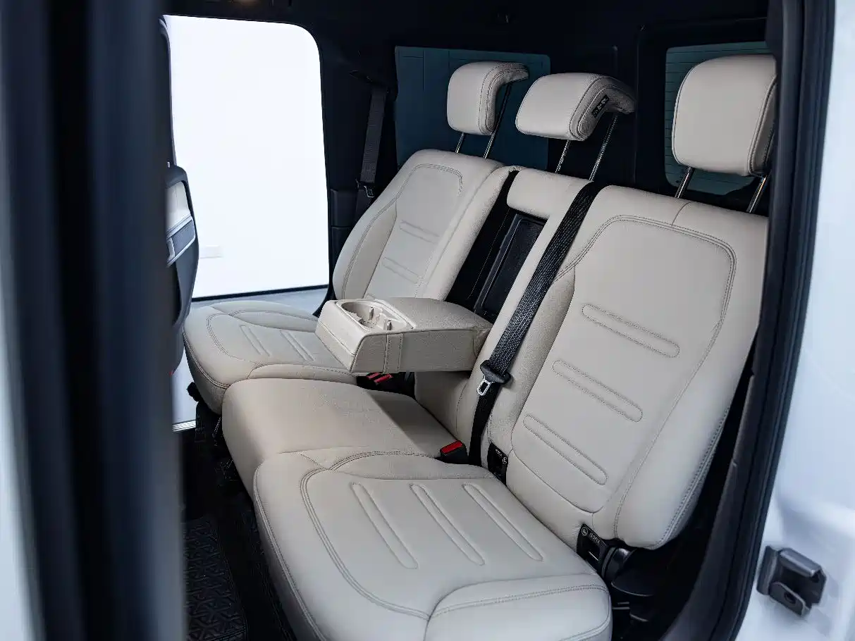Mercedes-Benz G-Class 2023 G 350 фото 22