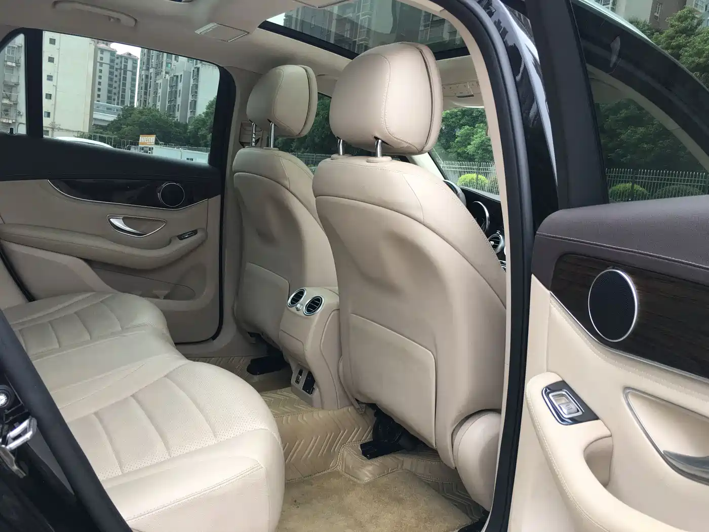 Mercedes-Benz GLC 2019 GLC 260 4MATIC Dynamic фото 9