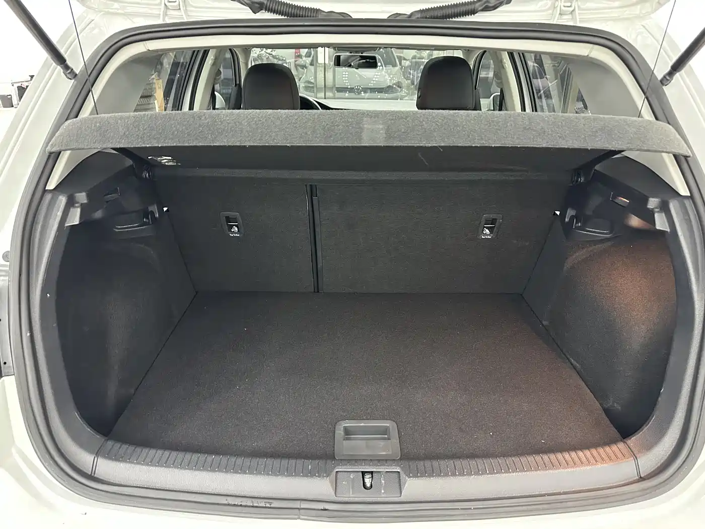 Volkswagen Golf 2016 230TSI Automatic Comfort фото 32