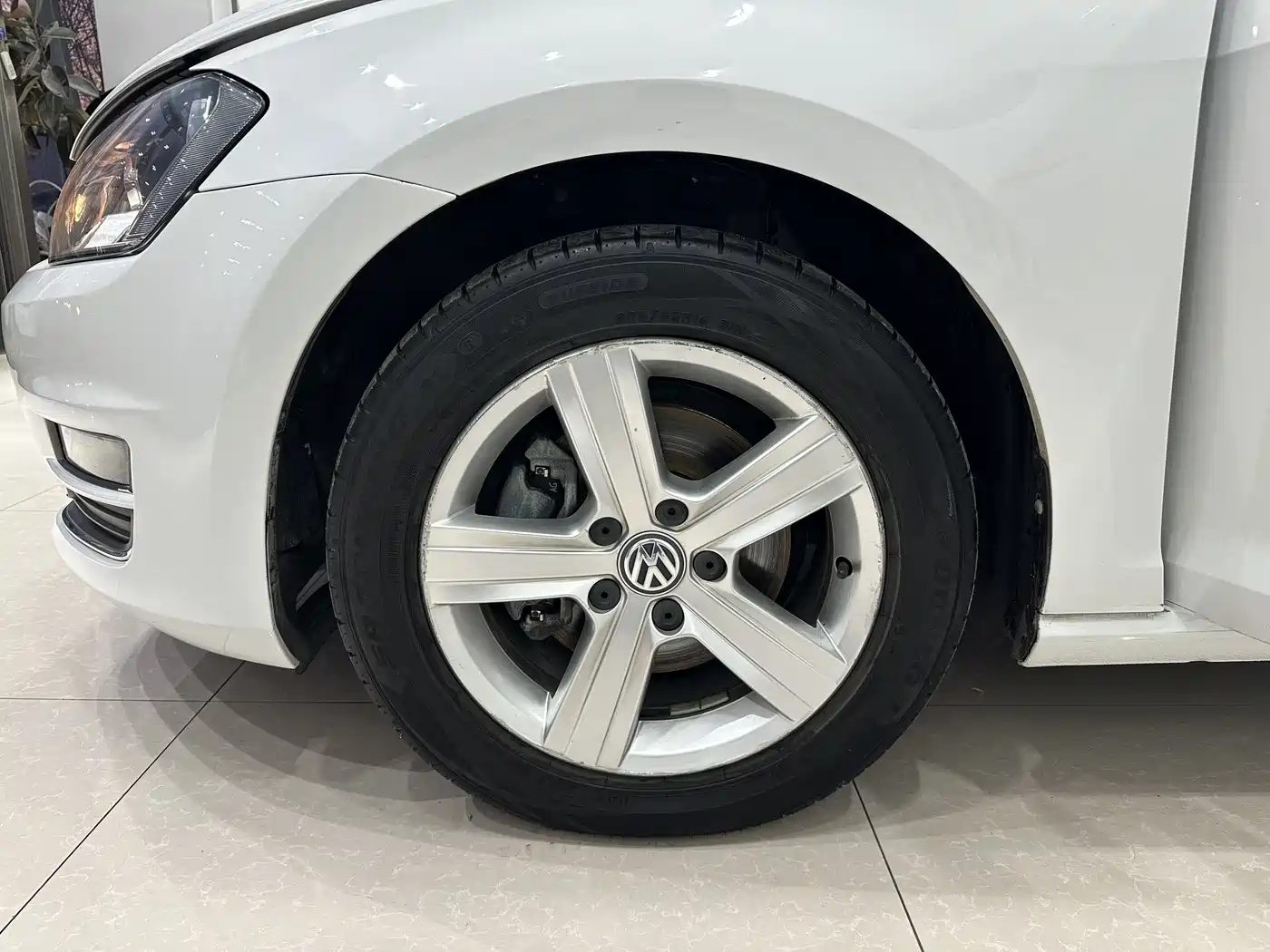 Volkswagen Golf 2016 230TSI Automatic Comfort фото 27