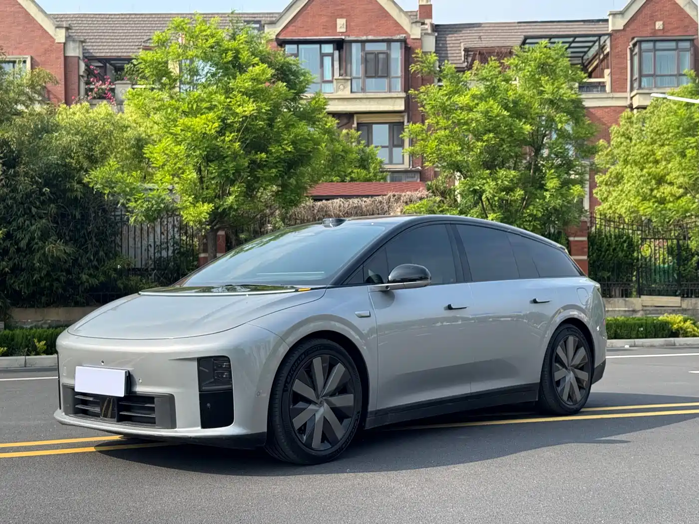 Li Auto i6 2025 4WD Base Model