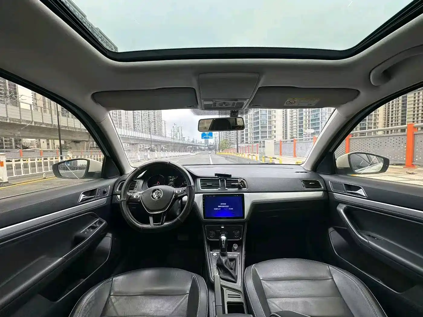 Volkswagen Lavida Tour 2018 2017 180TSI DSG Comfort Edition