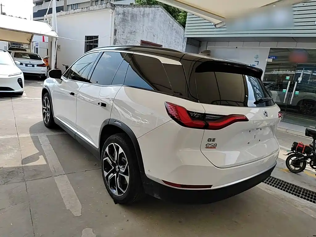 NIO ES8 2022 2020 580KM 6-Seater