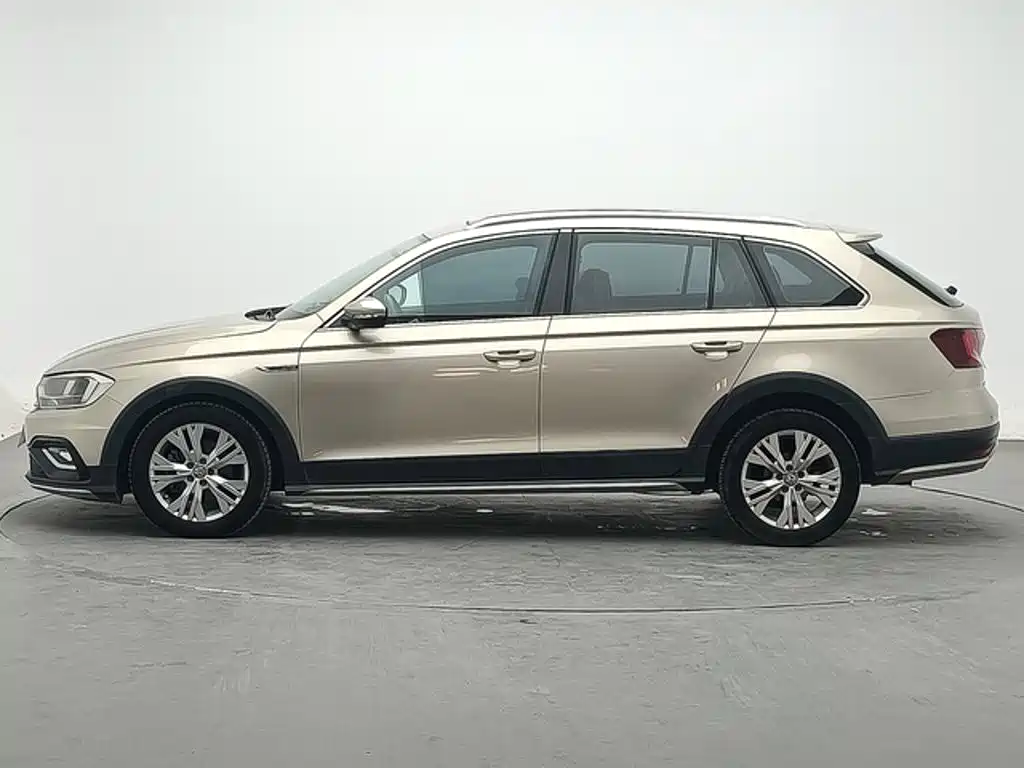Фото 2 - Volkswagen C-TREK