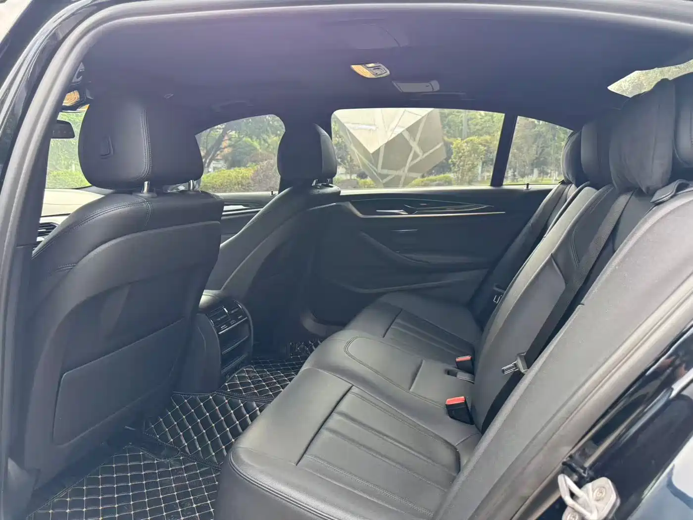 BMW 5 Series 2018 525Li M Sport Package фото 6