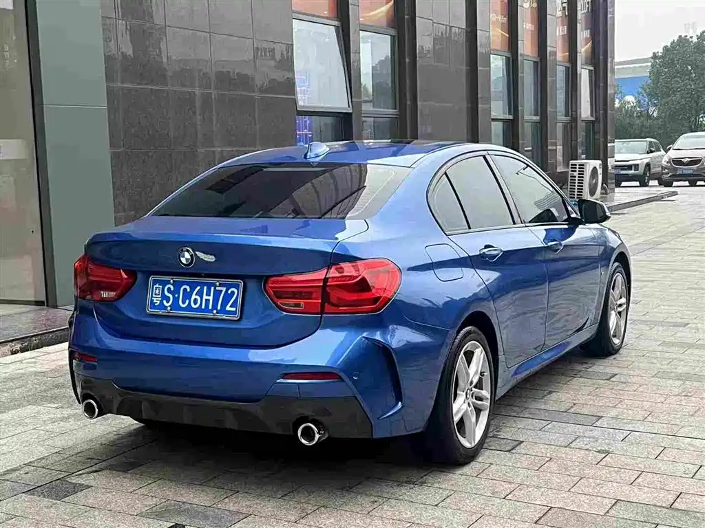 BMW 1 Series 2020 Model 120i M Sport Package фото 4